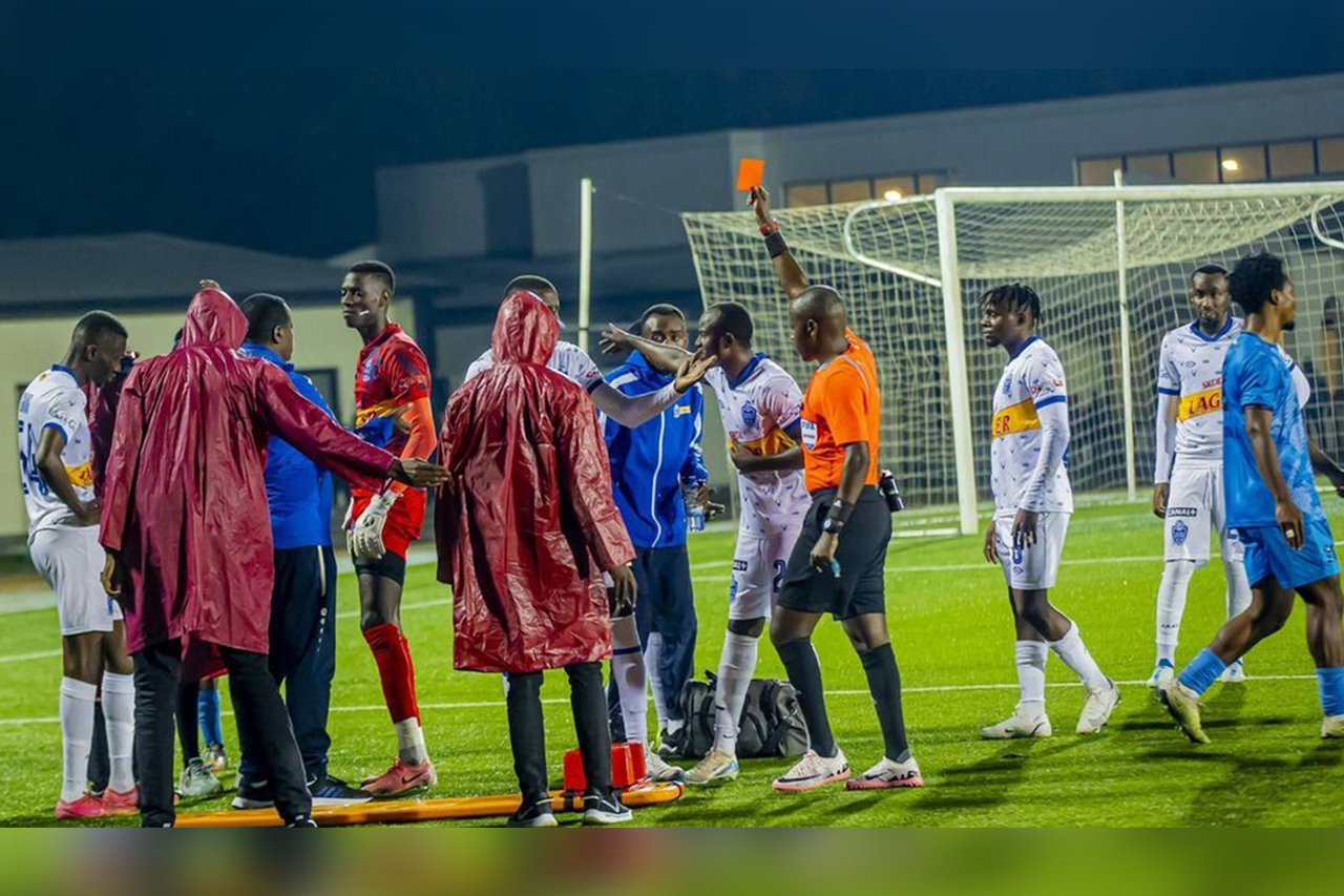 KIGALI PELESTADIUM - Icyangiye umuntu gitera agahinda!! Rayon Sport yasezerewe mu gikombe cy'Intwari.